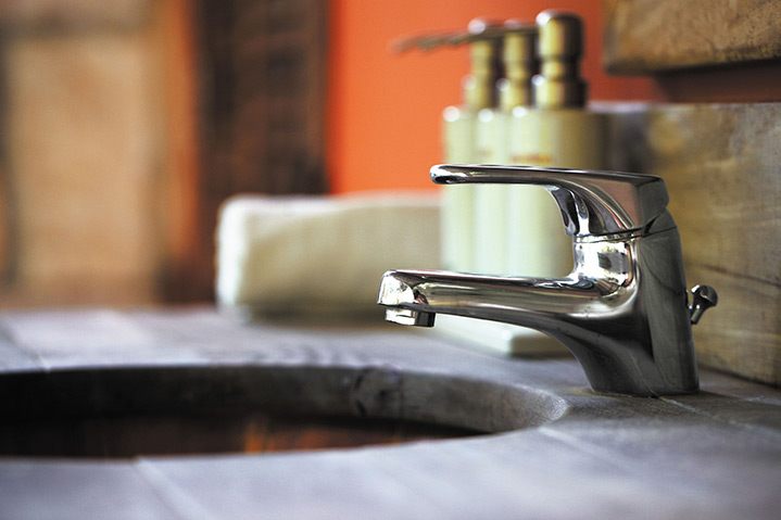 A2B Plumbers are able to fix any leaking taps you may have in Acton. 